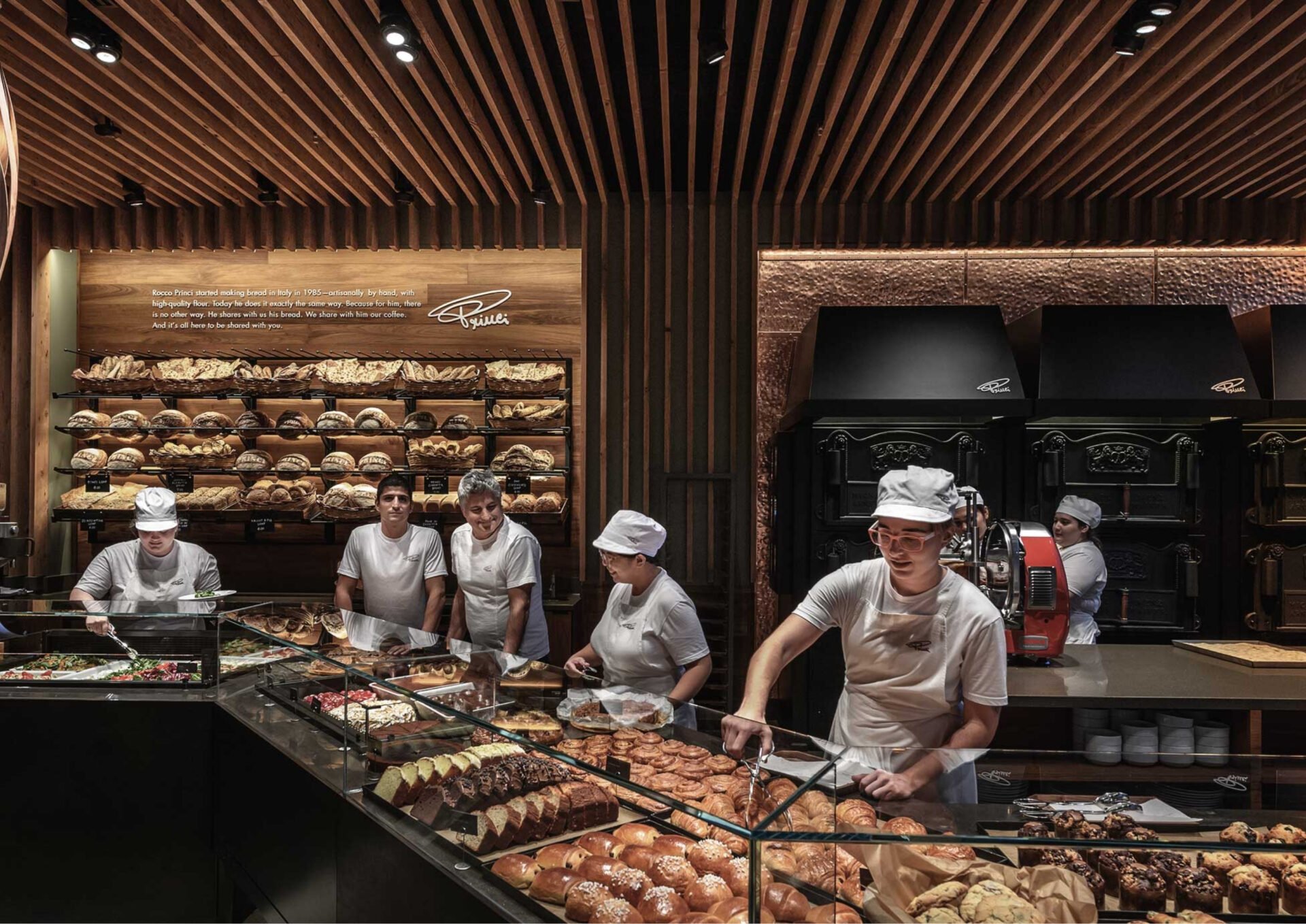 Starbucks, eski CEO Howard Schultz’un Princi hayalini sonlandırıyor