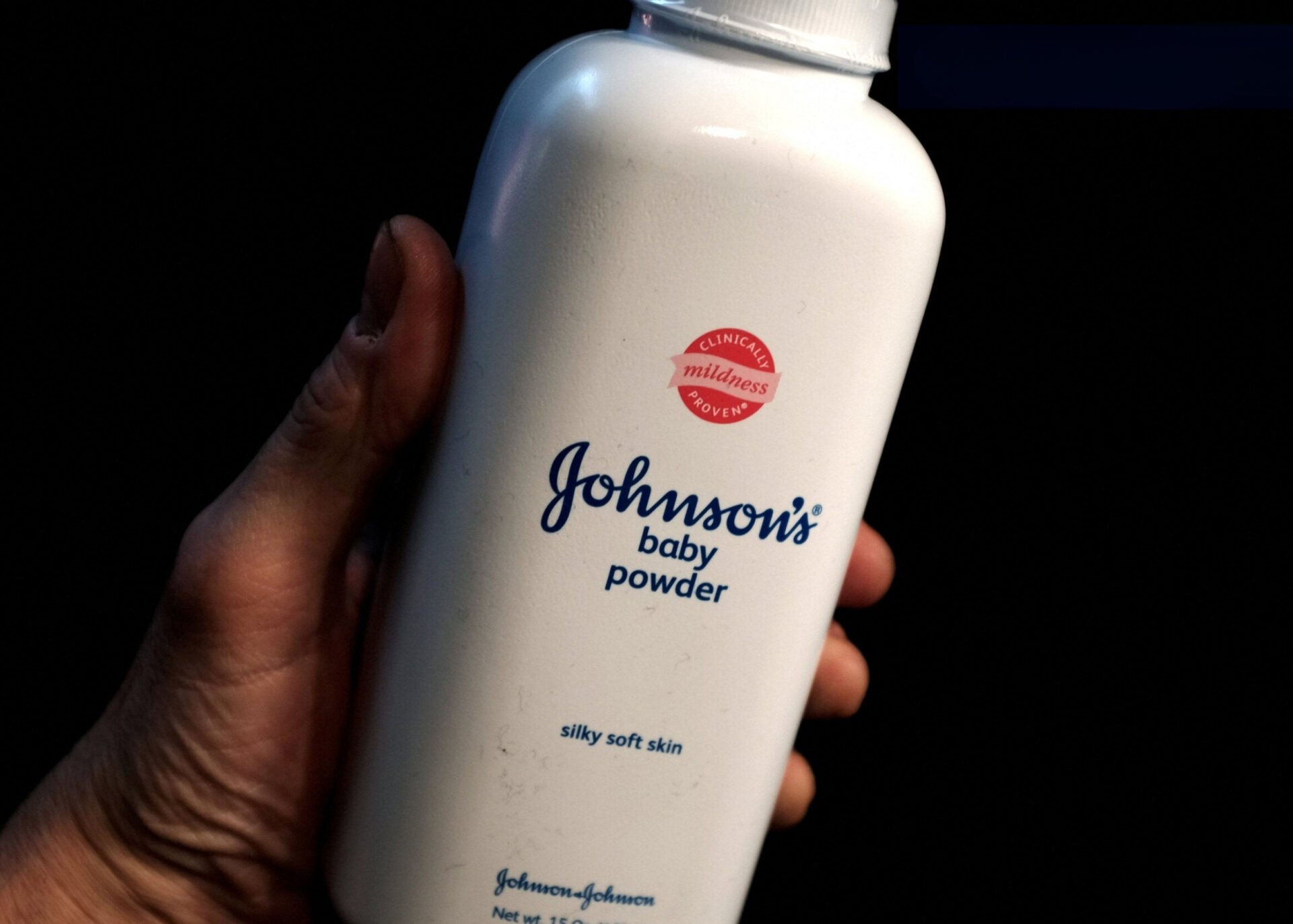 Johnson & Johnson, 8 milyar dolarlık dava anlaşması için üçüncü iflas başvurusunu yaptı