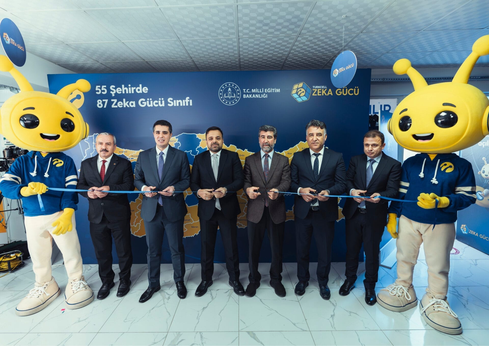 Turkcell Zekâ Gücü Projesi’nin yeni sınıfı Elbistan’da açıldı