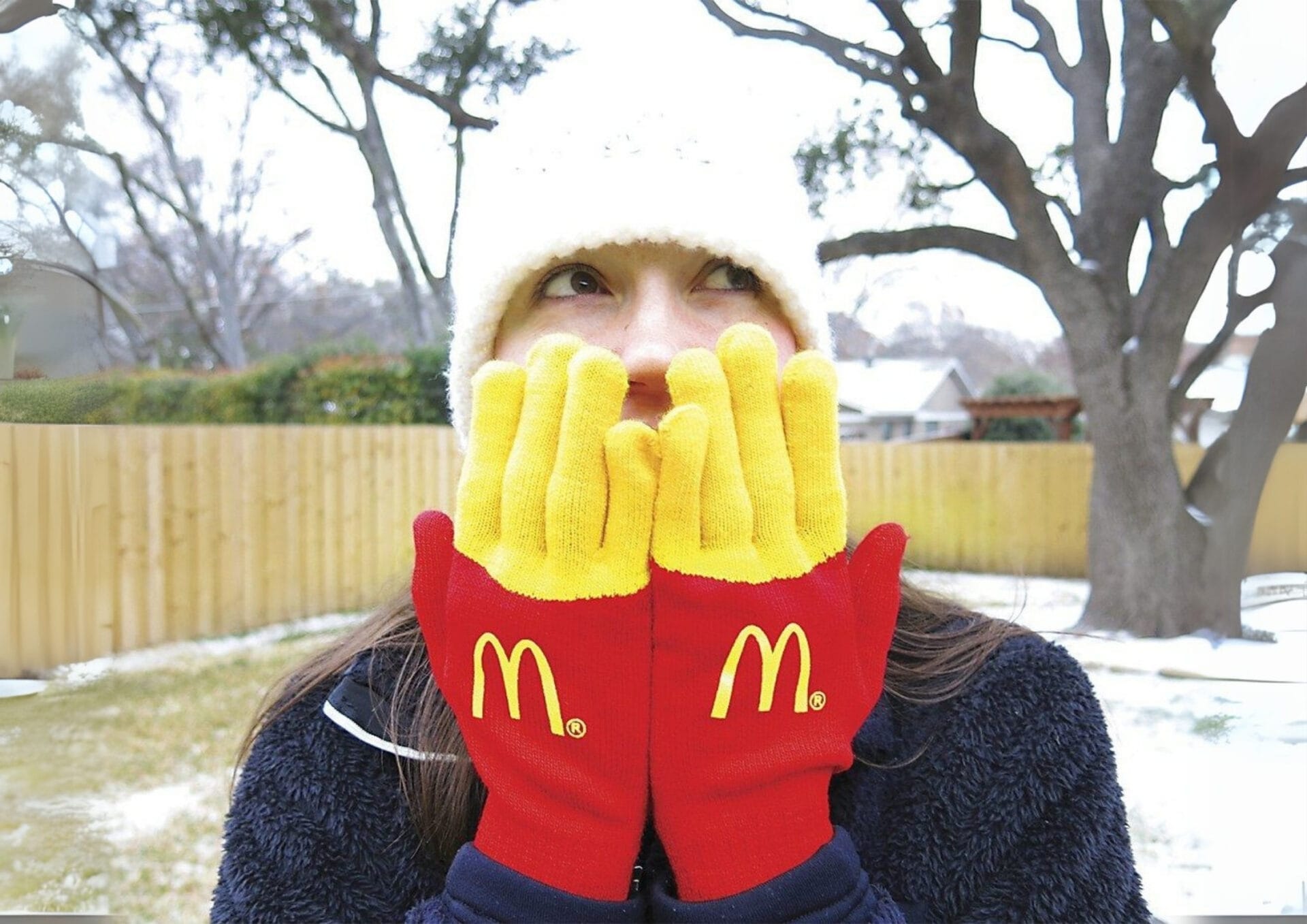 Soğuk havalara sıcak bir dokunuş: McDonald's Fry Gloves