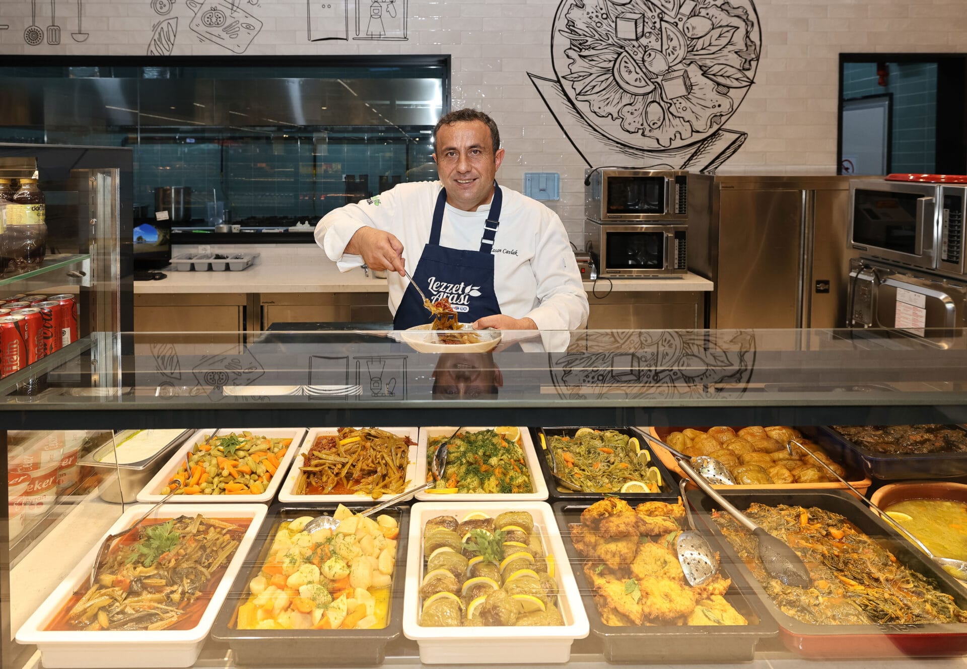 CarrefourSA, market içinde restoran deneyimini genişletiyor: Yeni Lezzet Arası şubesi Kozyatağı’nda açıldı