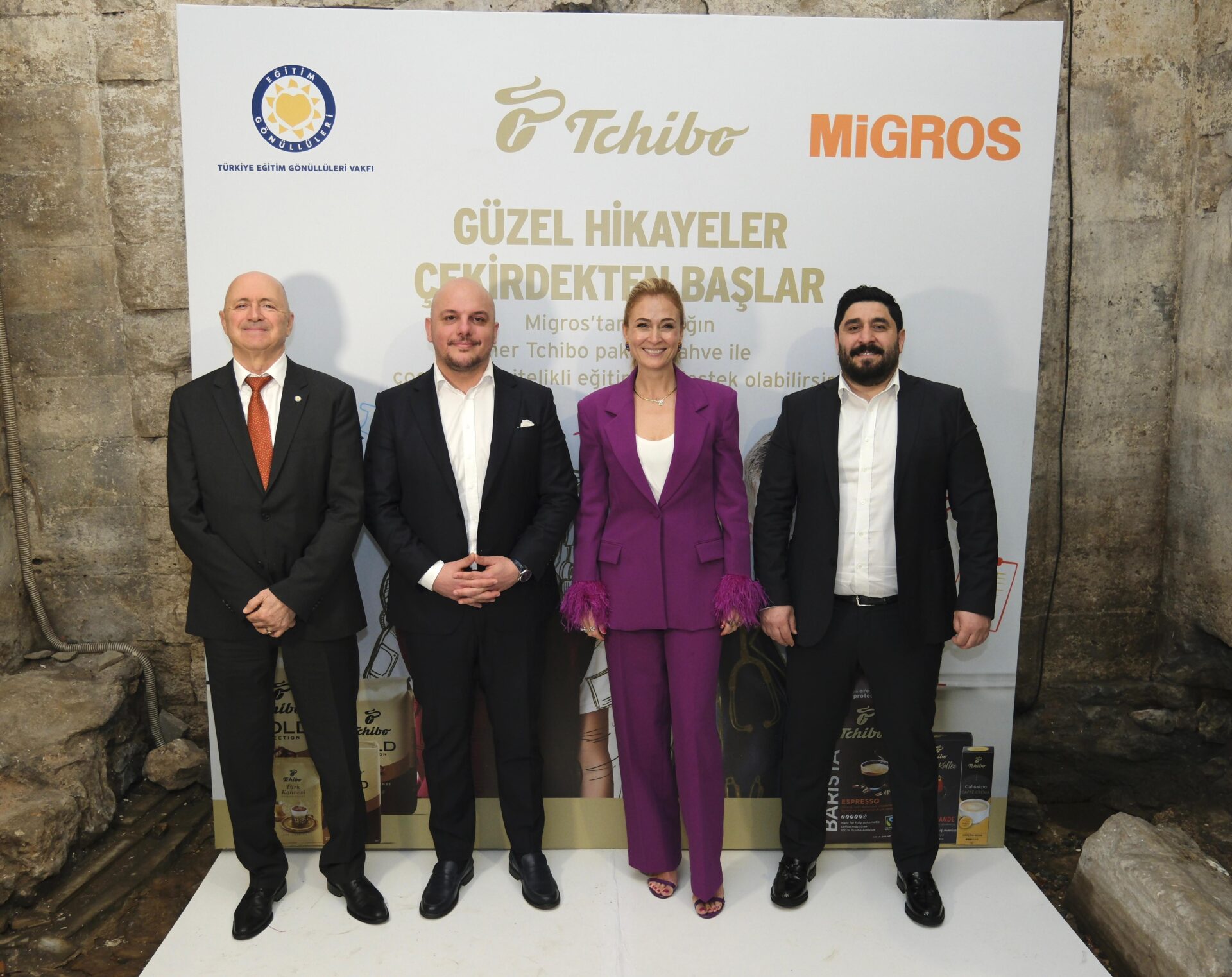 Bir fincan kahve, çocukların geleceğine umut oluyor Nitelikli eğitim için güçler birleşti: Tchibo’dan TEGV ve Migros iş birliği ile 3.000 çocuğa destek